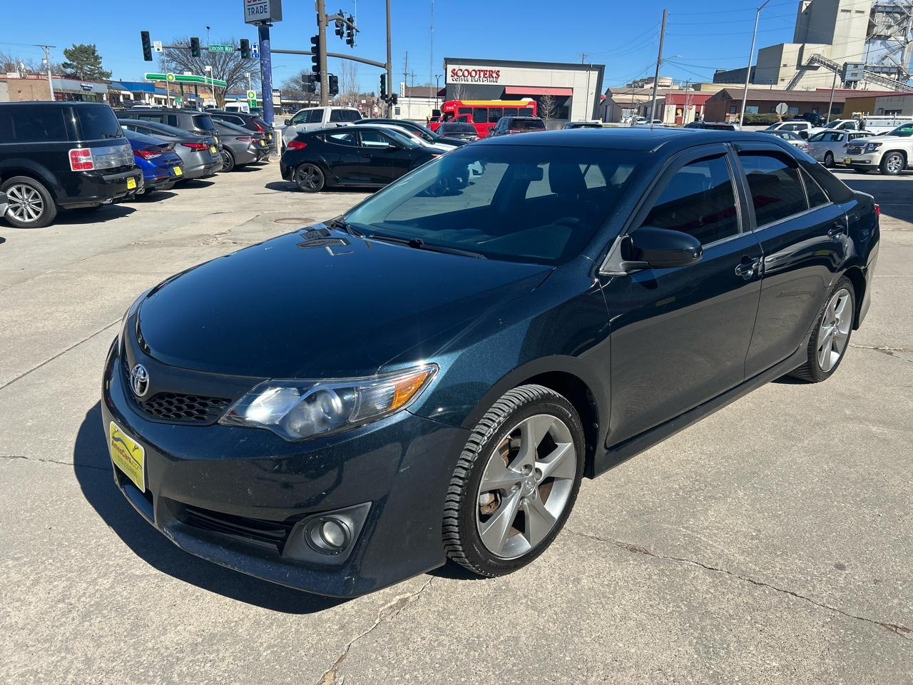 Toyota Camry 2014.5 4dr Sdn I4 Auto SE Sport (Natl) 2014