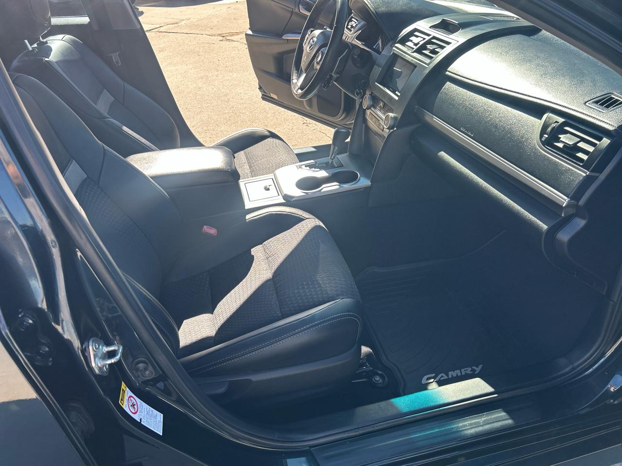 Toyota Camry 2014.5 4dr Sdn I4 Auto SE Sport (Natl) 2014