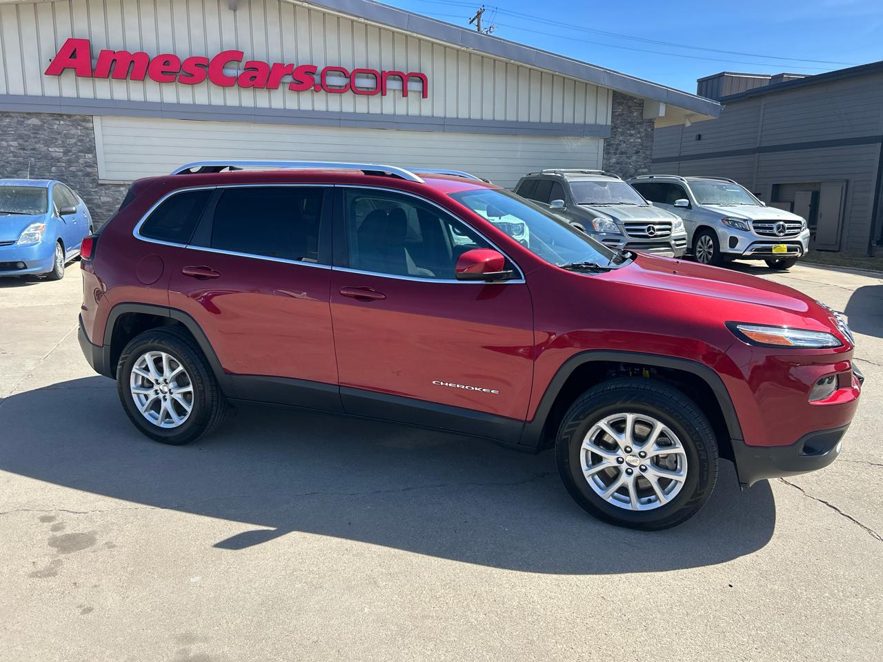 Jeep Cherokee 4WD 4dr Latitude 2016