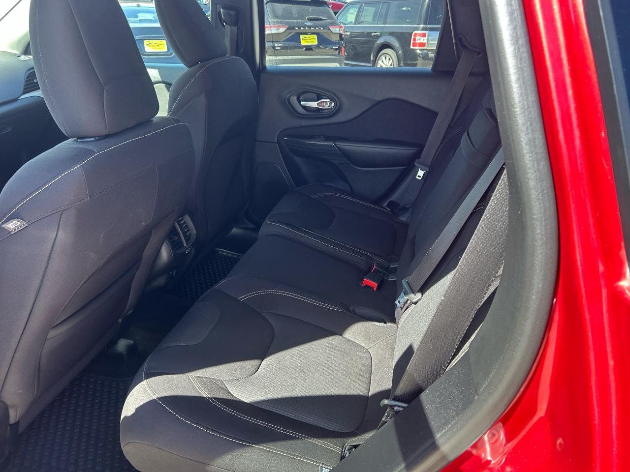 Jeep Cherokee 4WD 4dr Latitude 2016