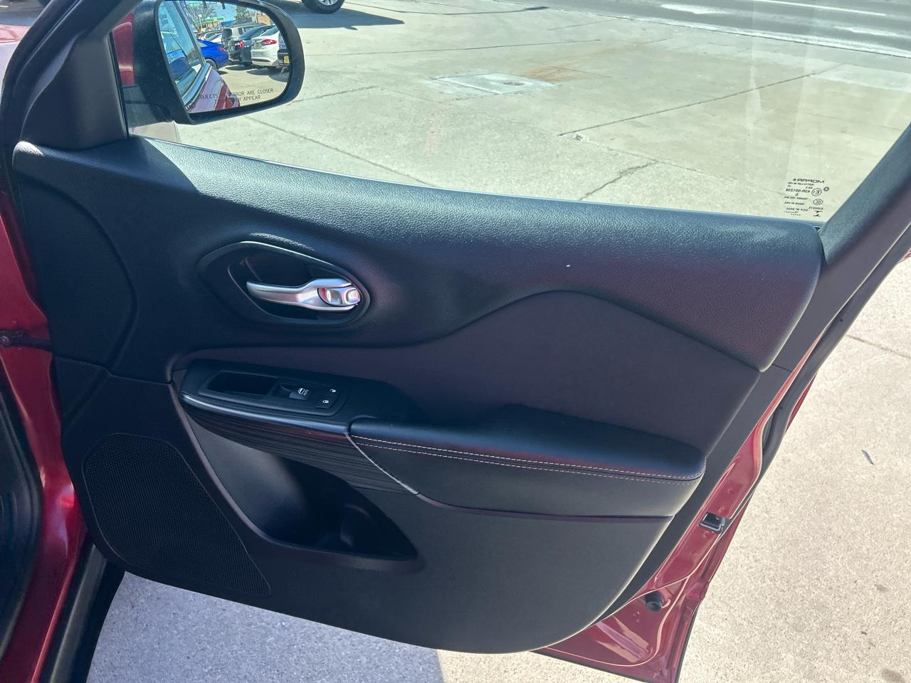 Jeep Cherokee 4WD 4dr Latitude 2016