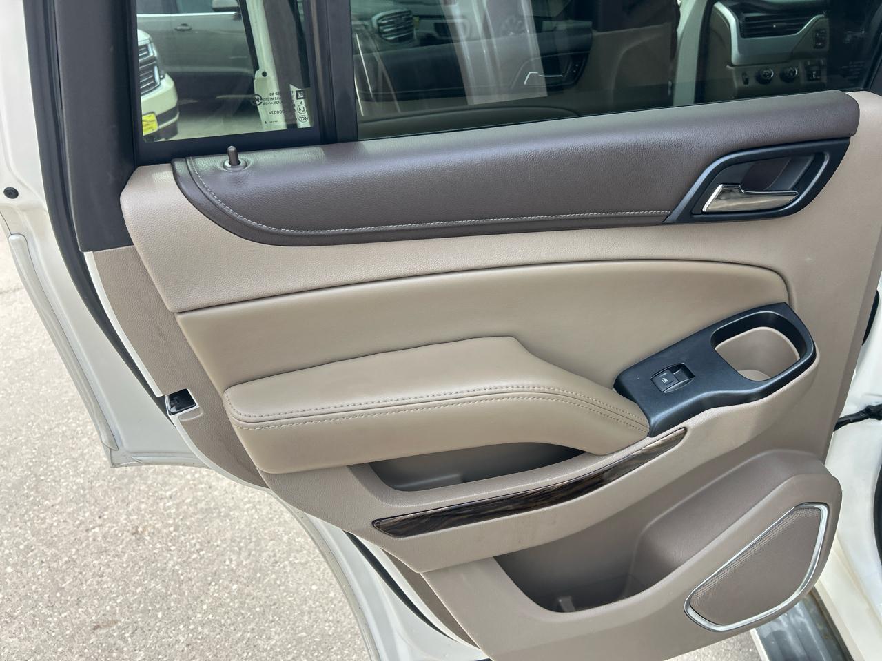 GMC Yukon 4WD 4dr SLT 2015