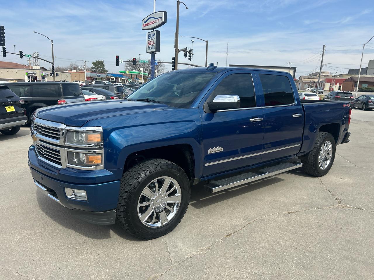 Chevrolet Silverado 1500 4WD Crew Cab 143.5" High Country 2015