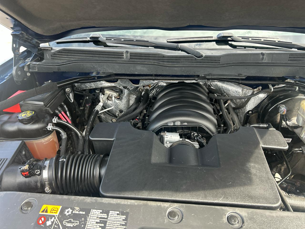 Chevrolet Silverado 1500 4WD Crew Cab 143.5" High Country 2015