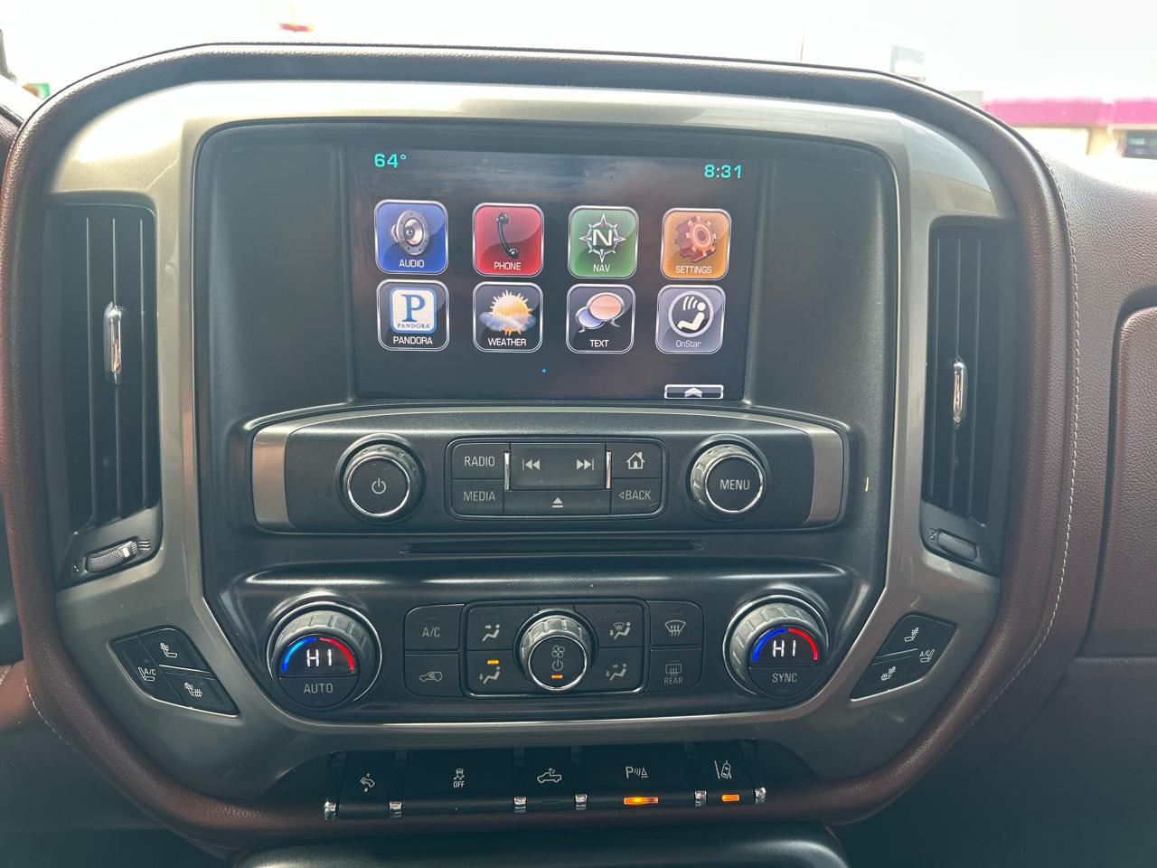 Chevrolet Silverado 1500 4WD Crew Cab 143.5" High Country 2015