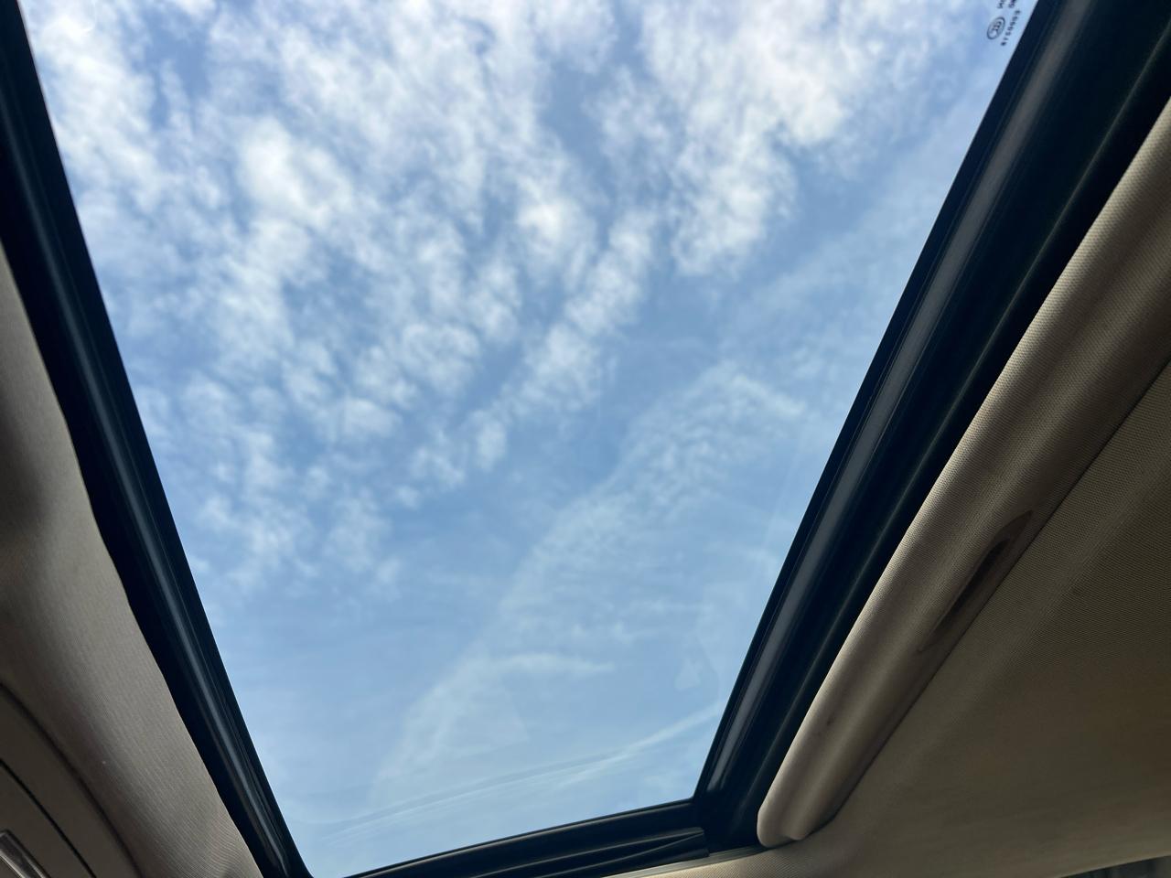 Chevrolet Silverado 1500 4WD Crew Cab 143.5" High Country 2015