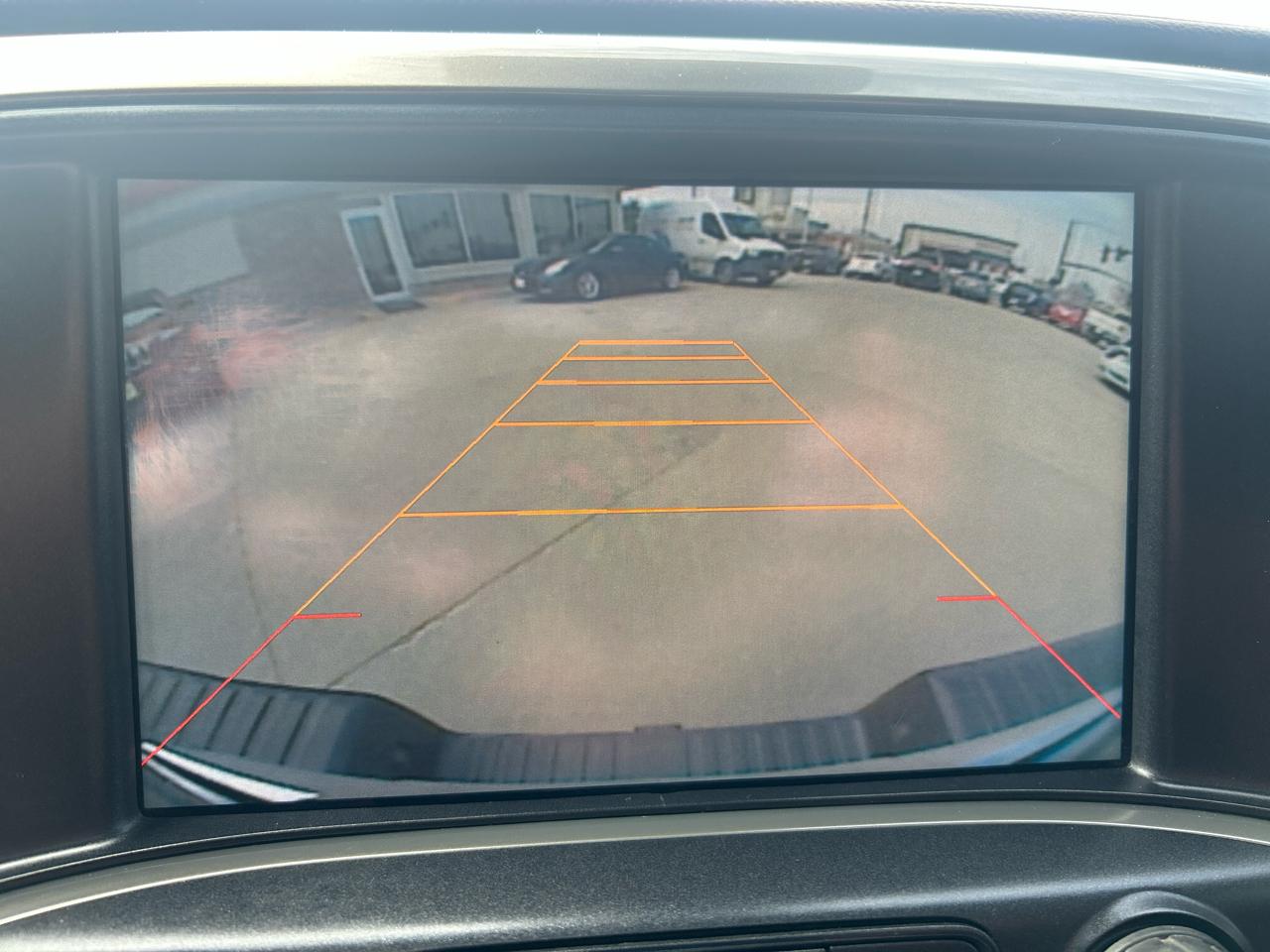 Chevrolet Silverado 1500 4WD Crew Cab 143.5" High Country 2015