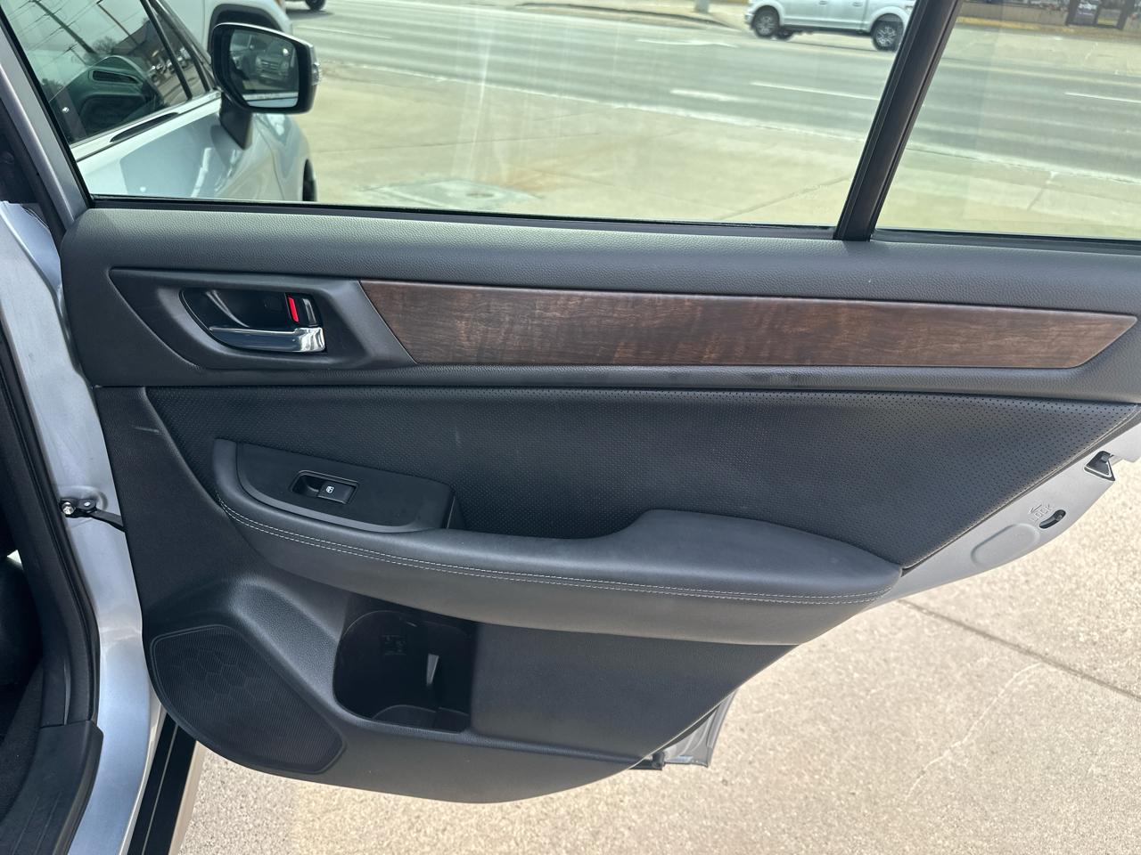 Subaru Outback 3.6R Limited 2017