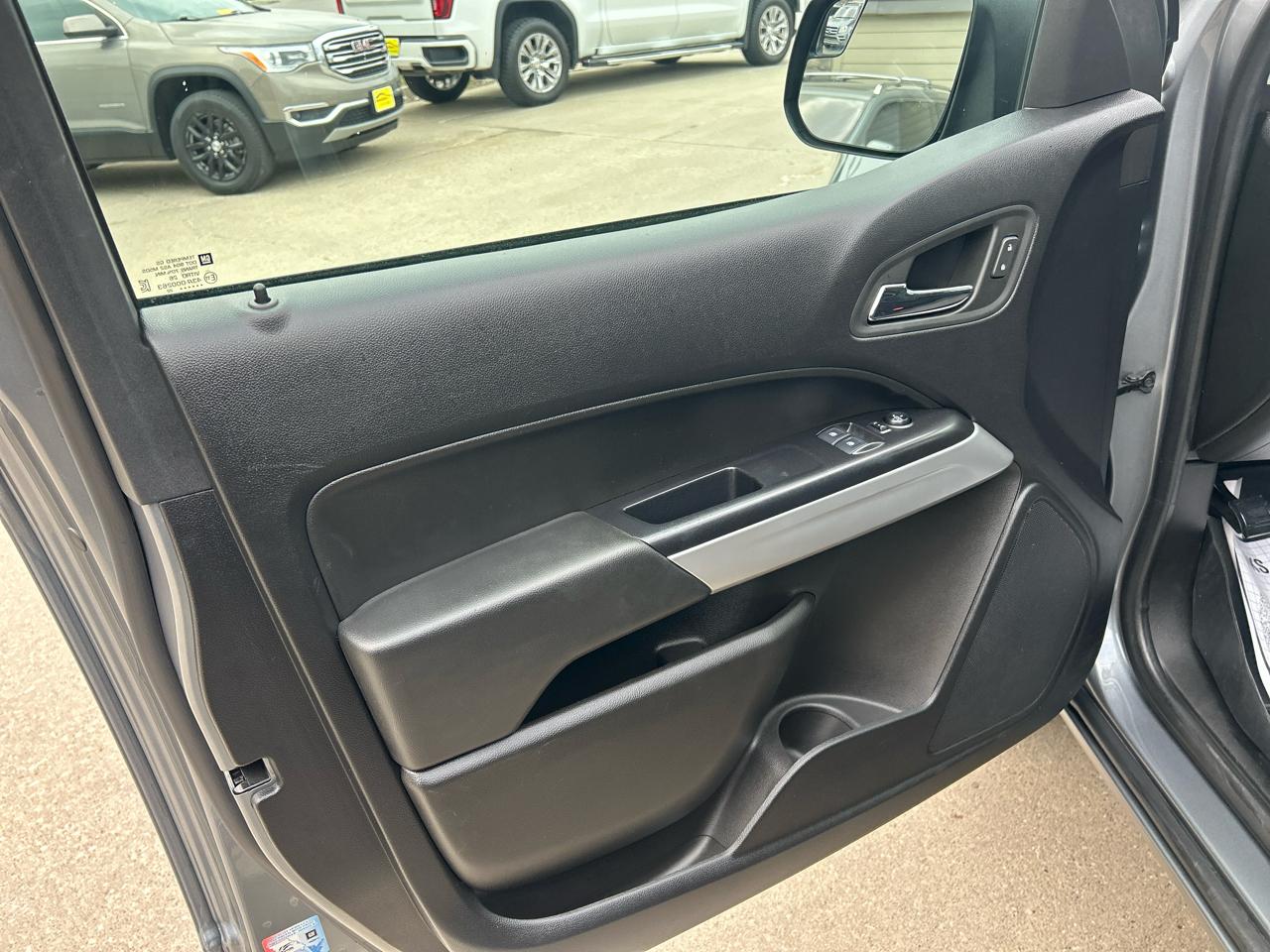 Chevrolet Colorado 2WD Ext Cab 128" LT 2022