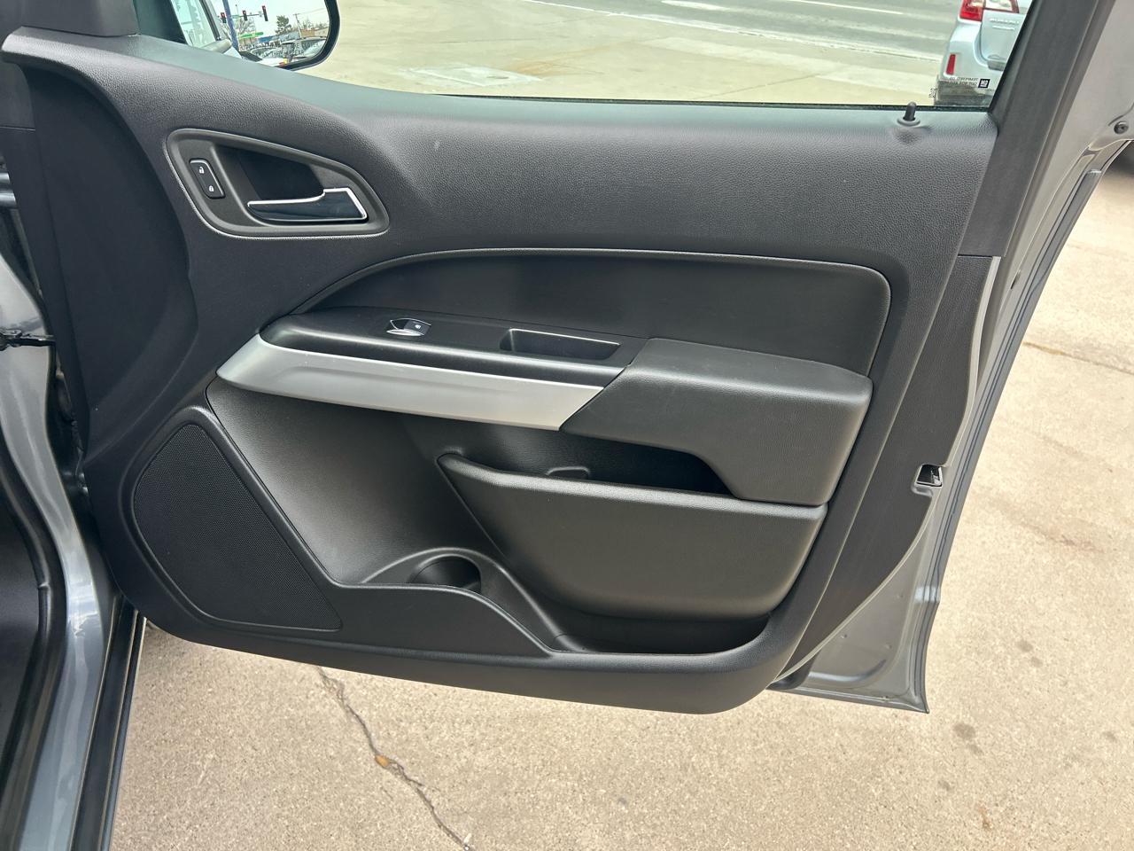 Chevrolet Colorado 2WD Ext Cab 128" LT 2022