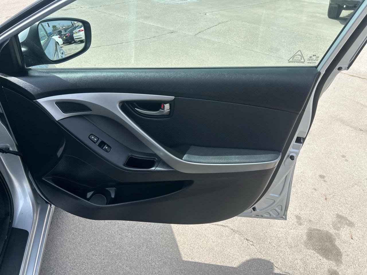 Hyundai Elantra 4dr Sdn Auto Limited (Alabama Plant) 2013