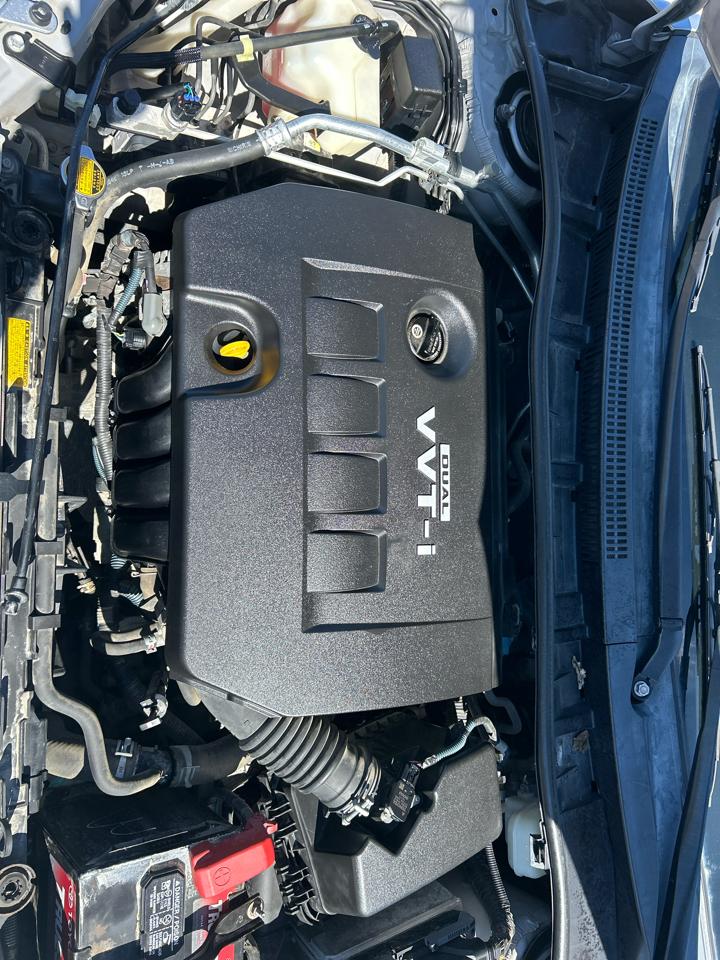 Toyota Corolla 4dr Sdn Man (Natl) 2009