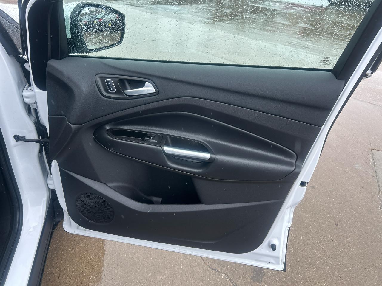 Ford Escape SE FWD 2017