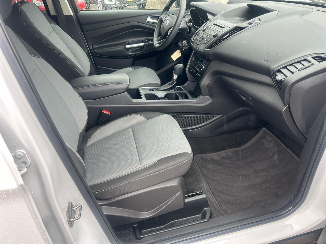 Ford Escape SE FWD 2017