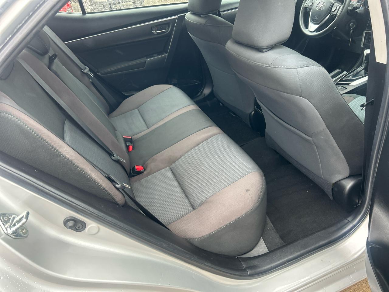 Toyota Corolla XLE CVT (Natl) 2019