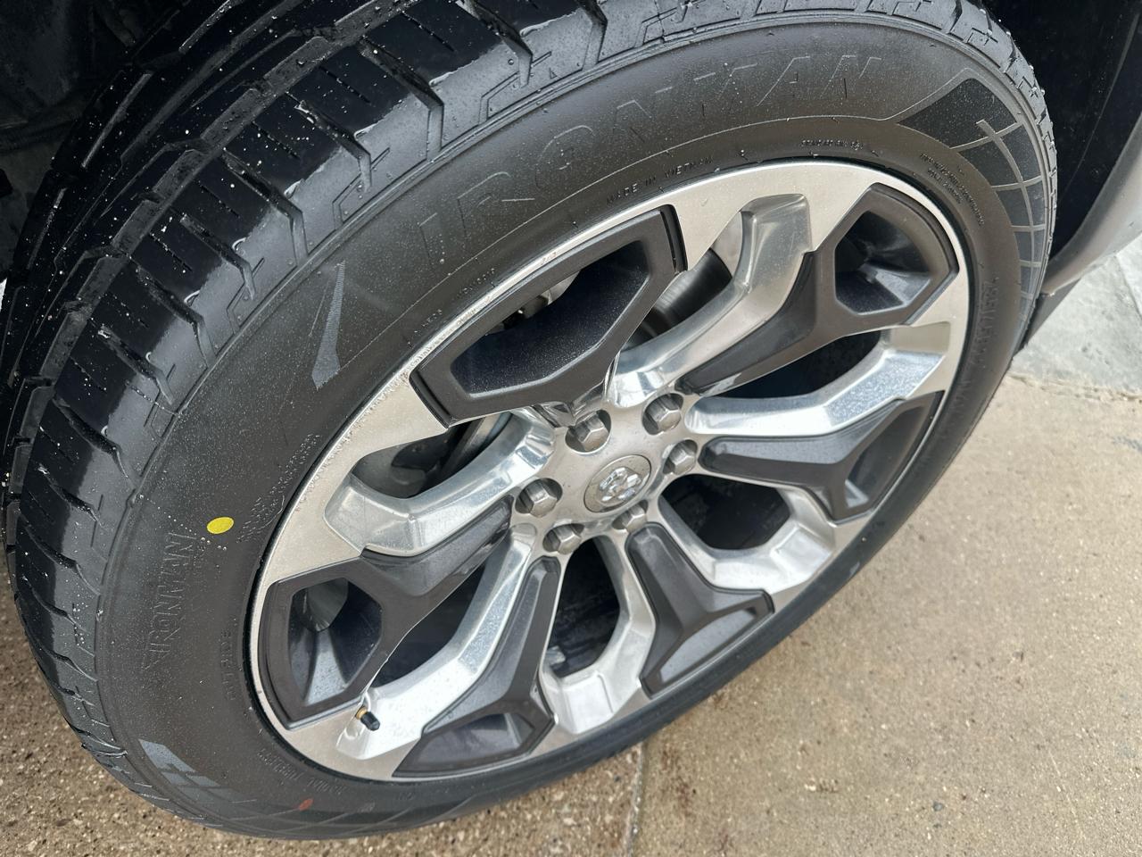 RAM 1500 Limited 4x4 Crew Cab 5'7" Box 2019