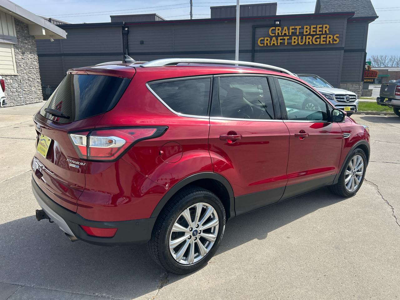 Ford Escape Titanium 4WD 2018