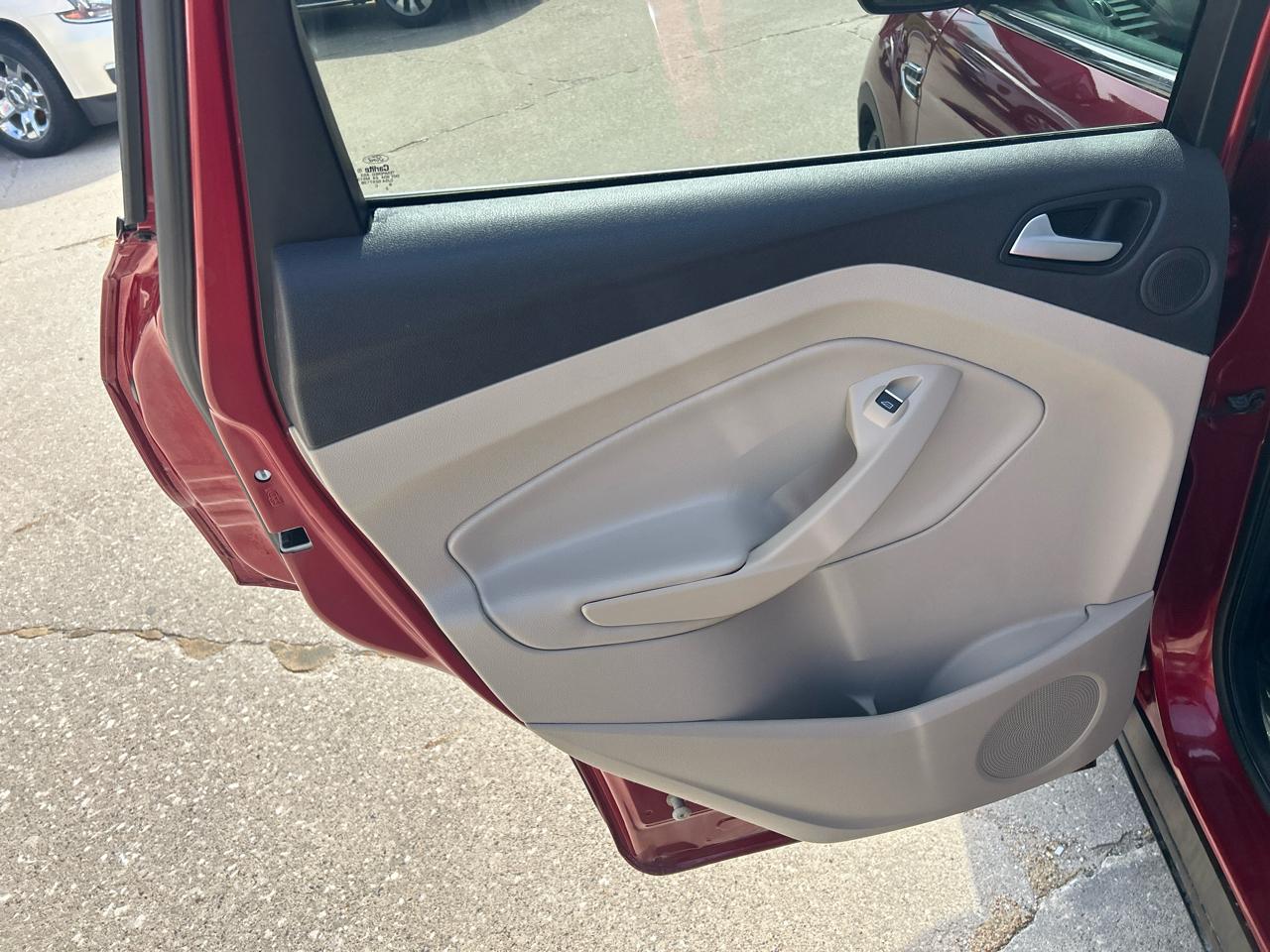 Ford Escape Titanium 4WD 2018