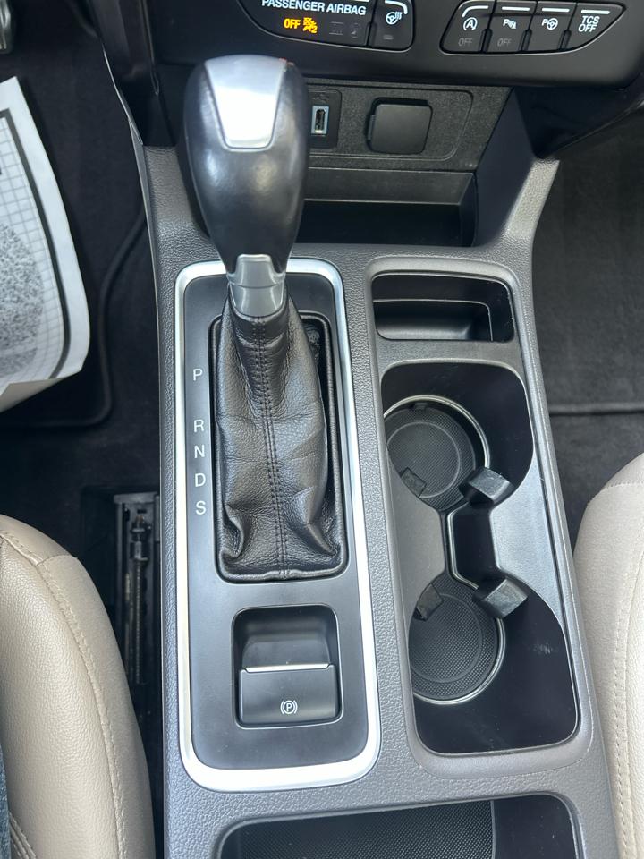 Ford Escape Titanium 4WD 2018