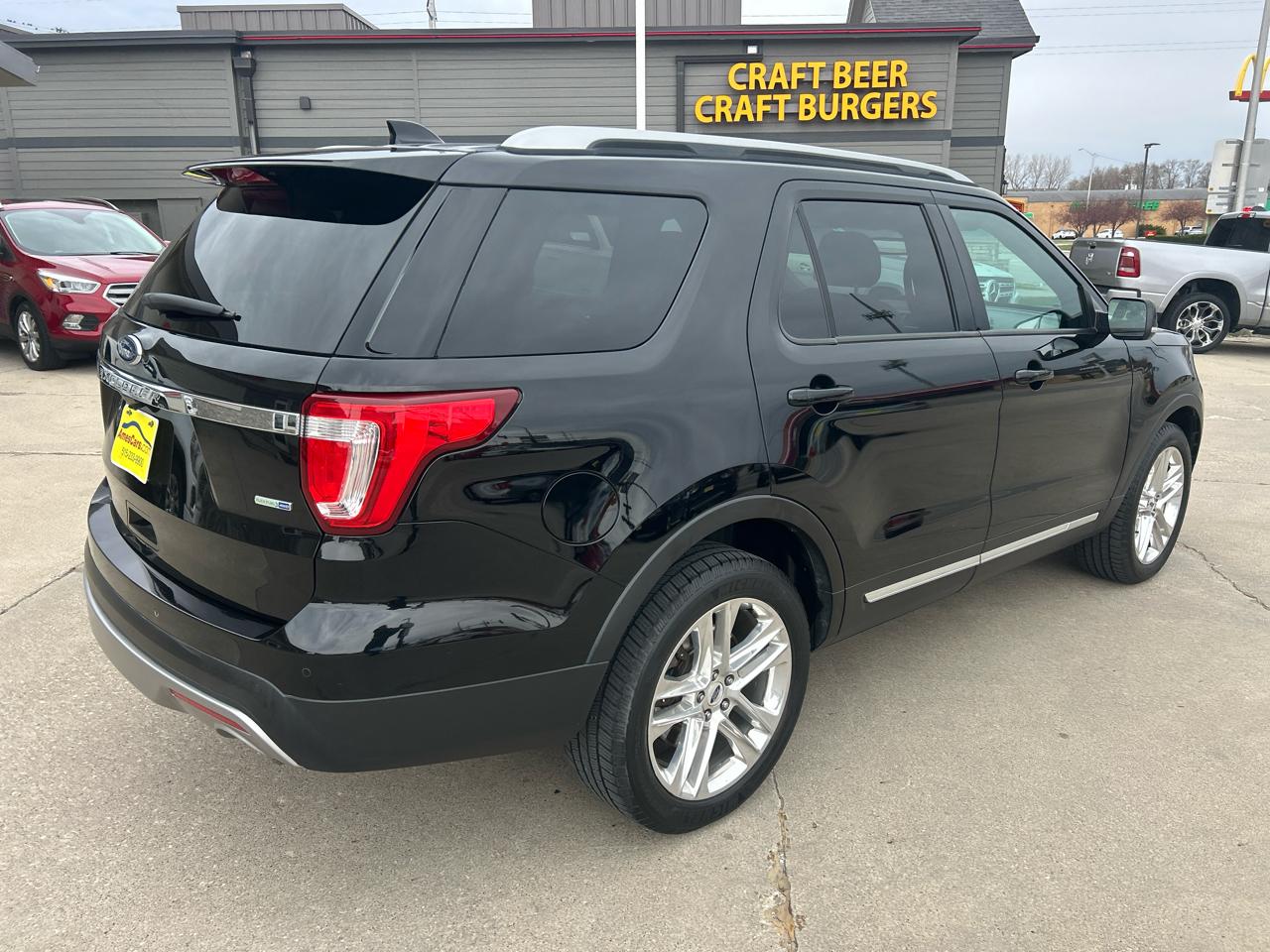 Ford Explorer 4WD 4dr XLT 2016