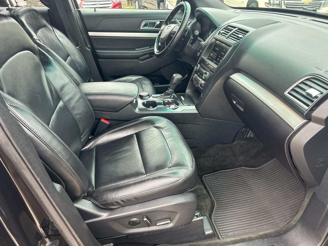 Ford Explorer 4WD 4dr XLT 2016