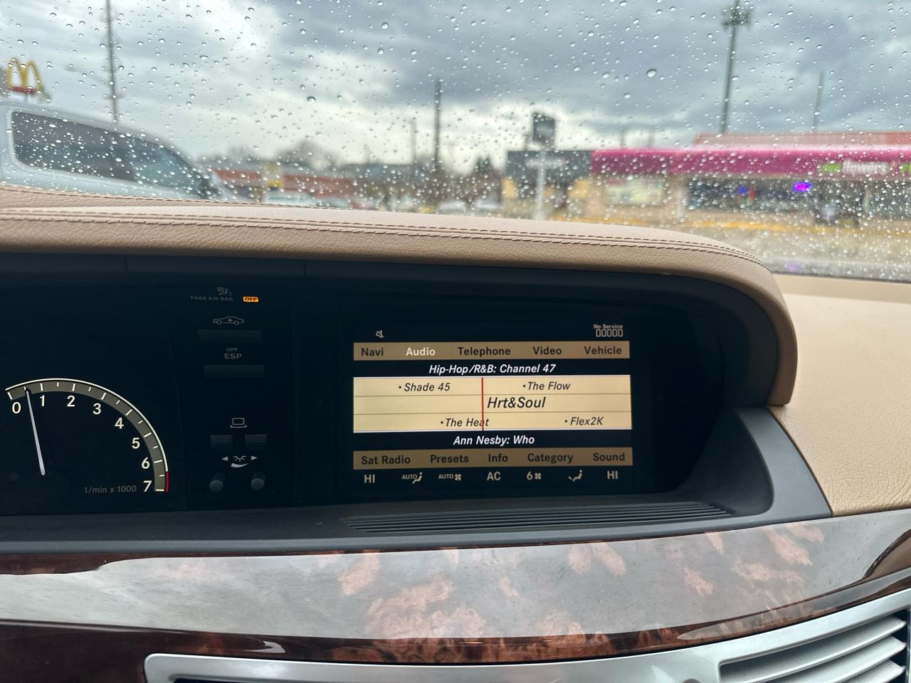 Mercedes-Benz S-Class 4dr Sdn 5.5L V8 4MATIC 2008