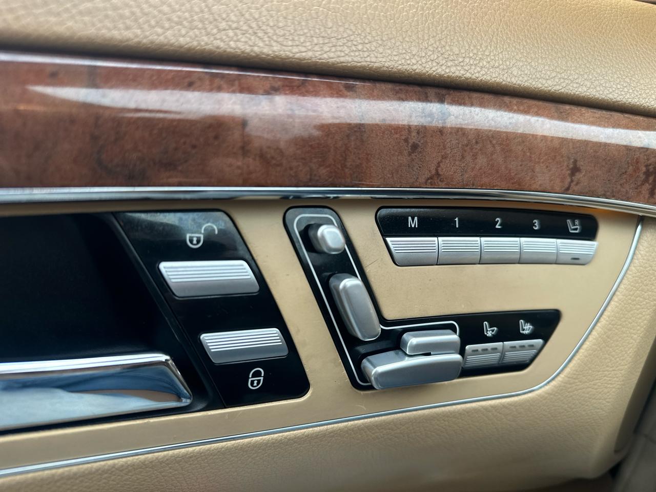 Mercedes-Benz S-Class 4dr Sdn 5.5L V8 4MATIC 2008