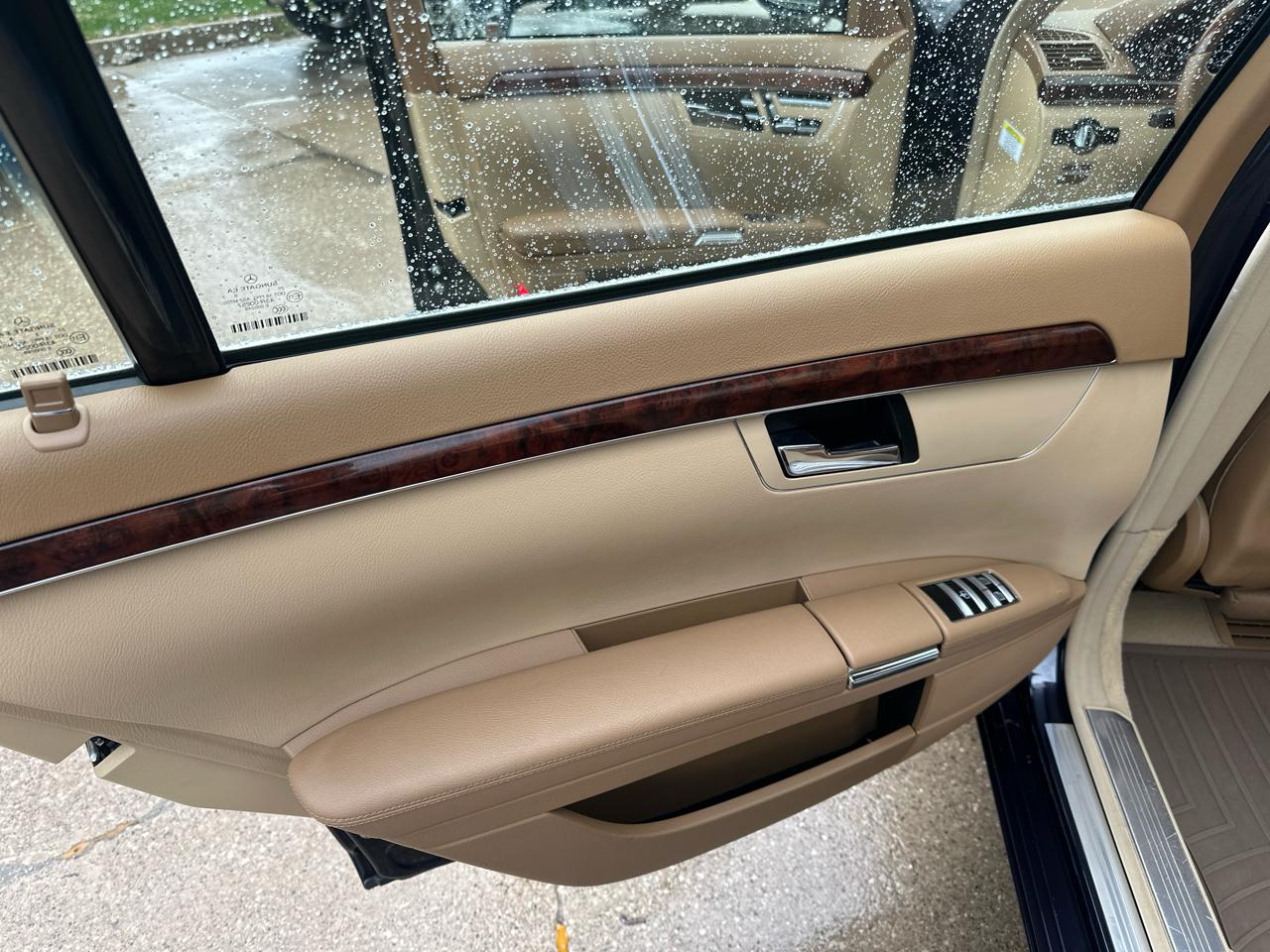 Mercedes-Benz S-Class 4dr Sdn 5.5L V8 4MATIC 2008