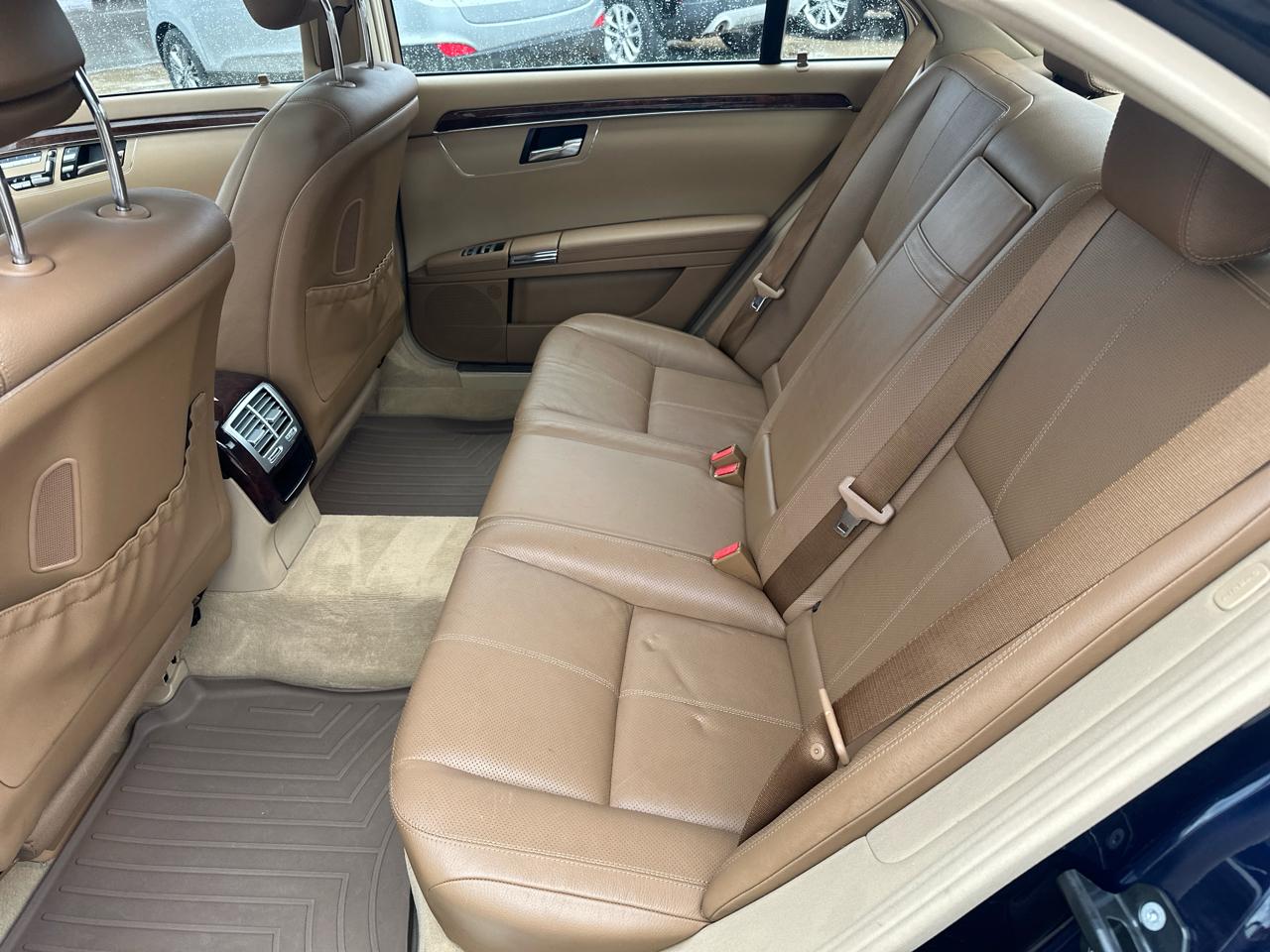 Mercedes-Benz S-Class 4dr Sdn 5.5L V8 4MATIC 2008