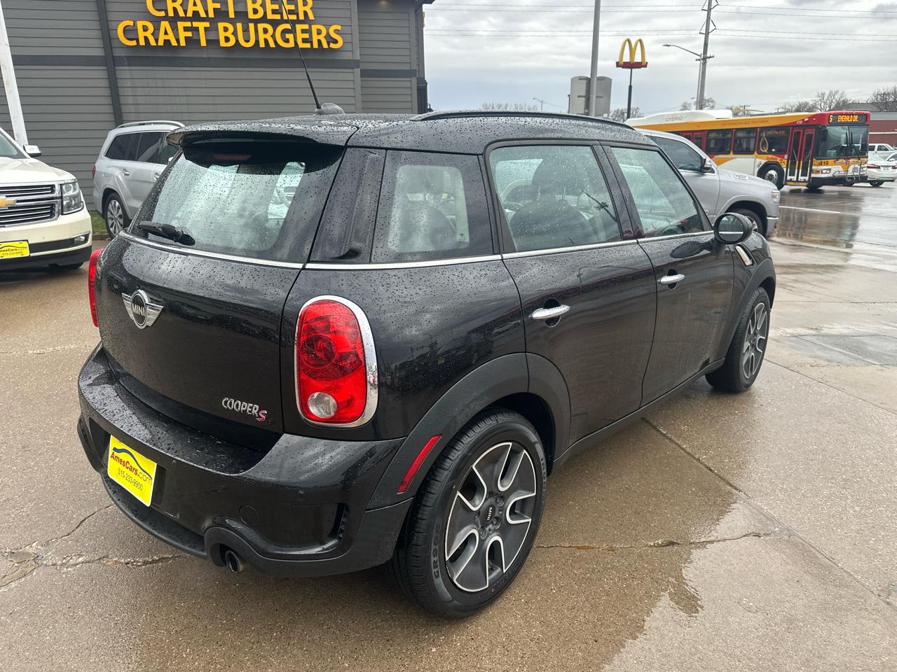 MINI Cooper Countryman FWD 4dr S 2012