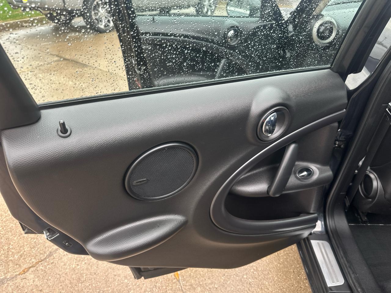 MINI Cooper Countryman FWD 4dr S 2012