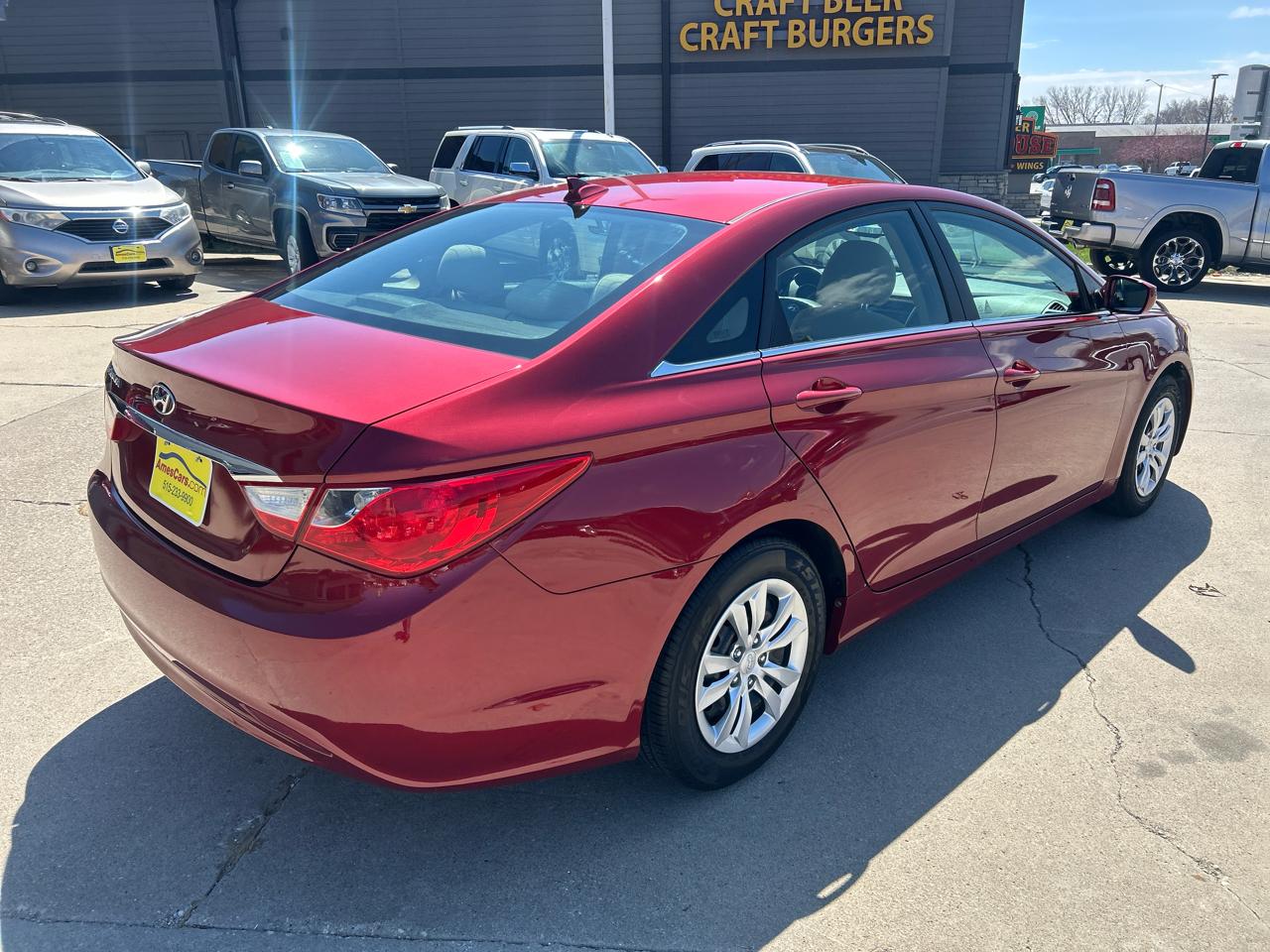 Hyundai Sonata 4dr Sdn 2.4L Man GLS 2012