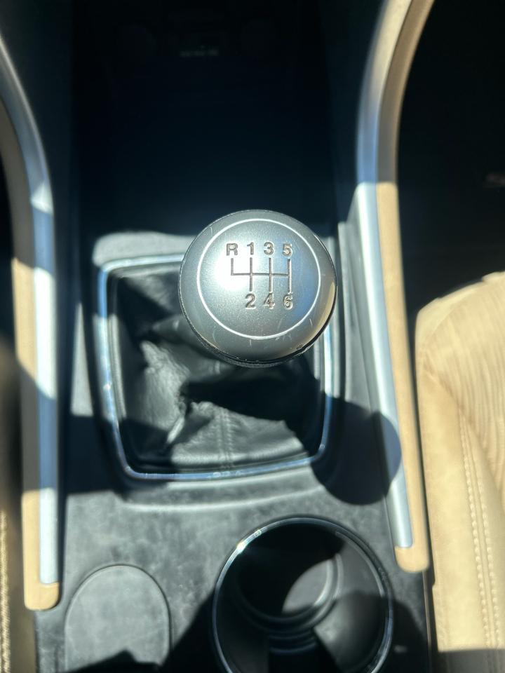 Hyundai Sonata 4dr Sdn 2.4L Man GLS 2012