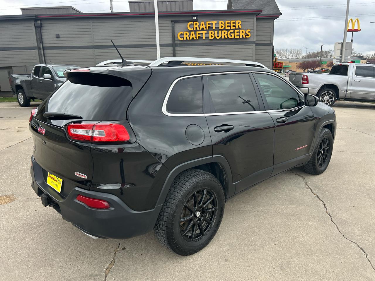 Jeep Cherokee 4WD 4dr Latitude 2015