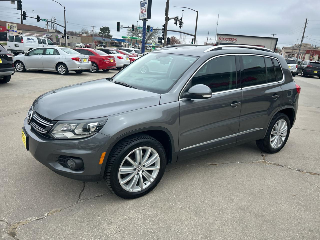 Volkswagen Tiguan 4MOTION 4dr Auto R-Line 2016