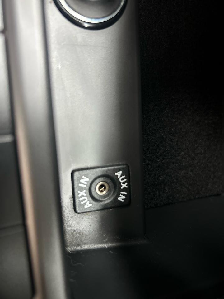 Volkswagen Jetta Sedan 4dr Manual SE w/Convenience & Sunroof PZEV 2012