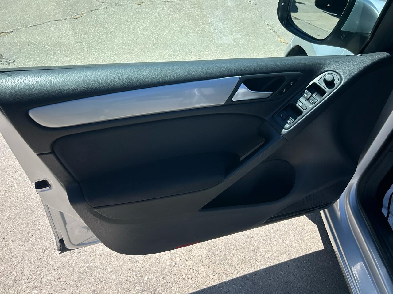 Volkswagen Golf 4dr HB Auto PZEV 2014