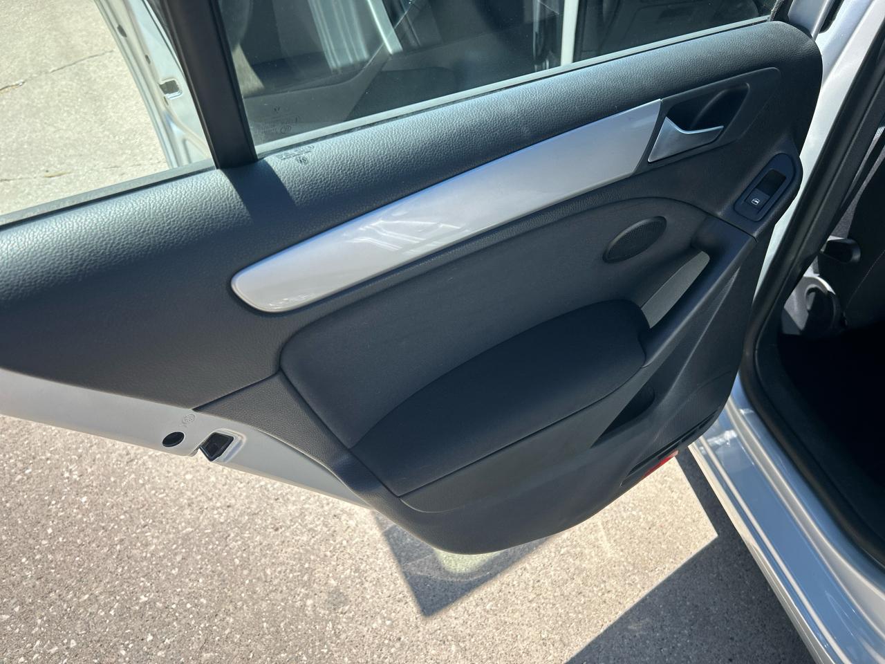 Volkswagen Golf 4dr HB Auto PZEV 2014