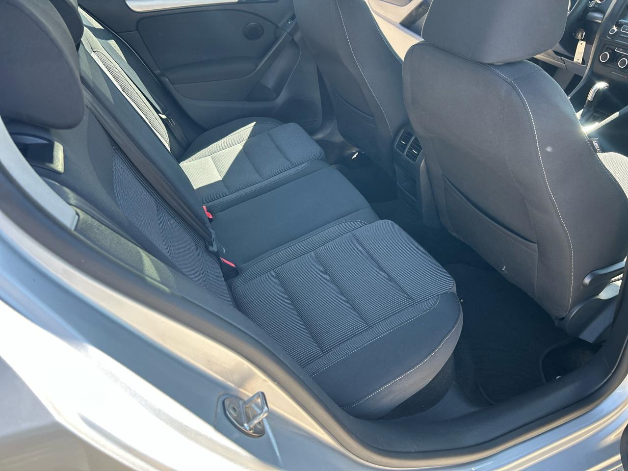 Volkswagen Golf 4dr HB Auto PZEV 2014