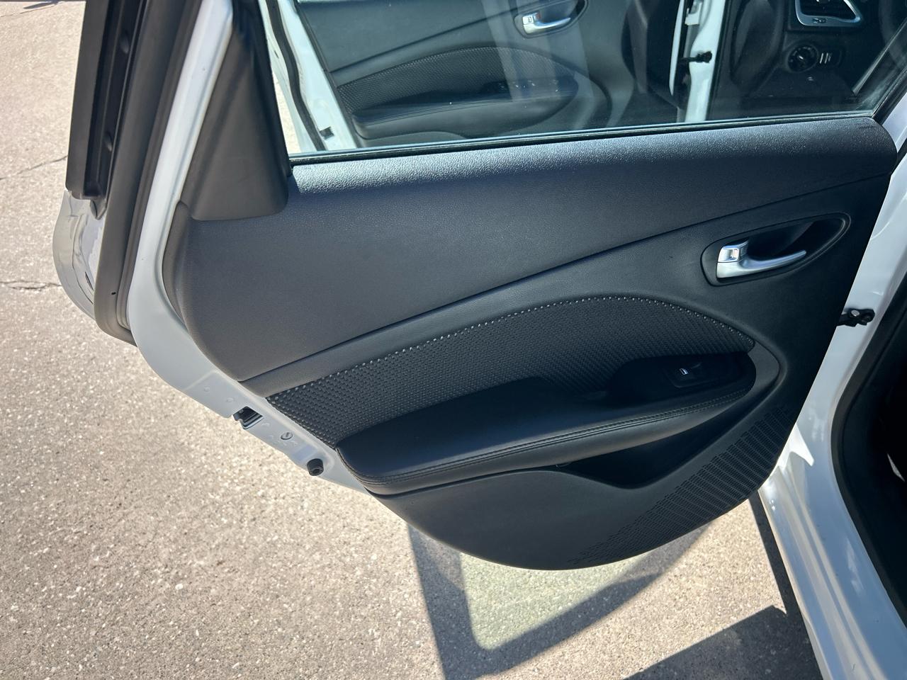 Dodge Dart 4dr Sdn SXT 2015