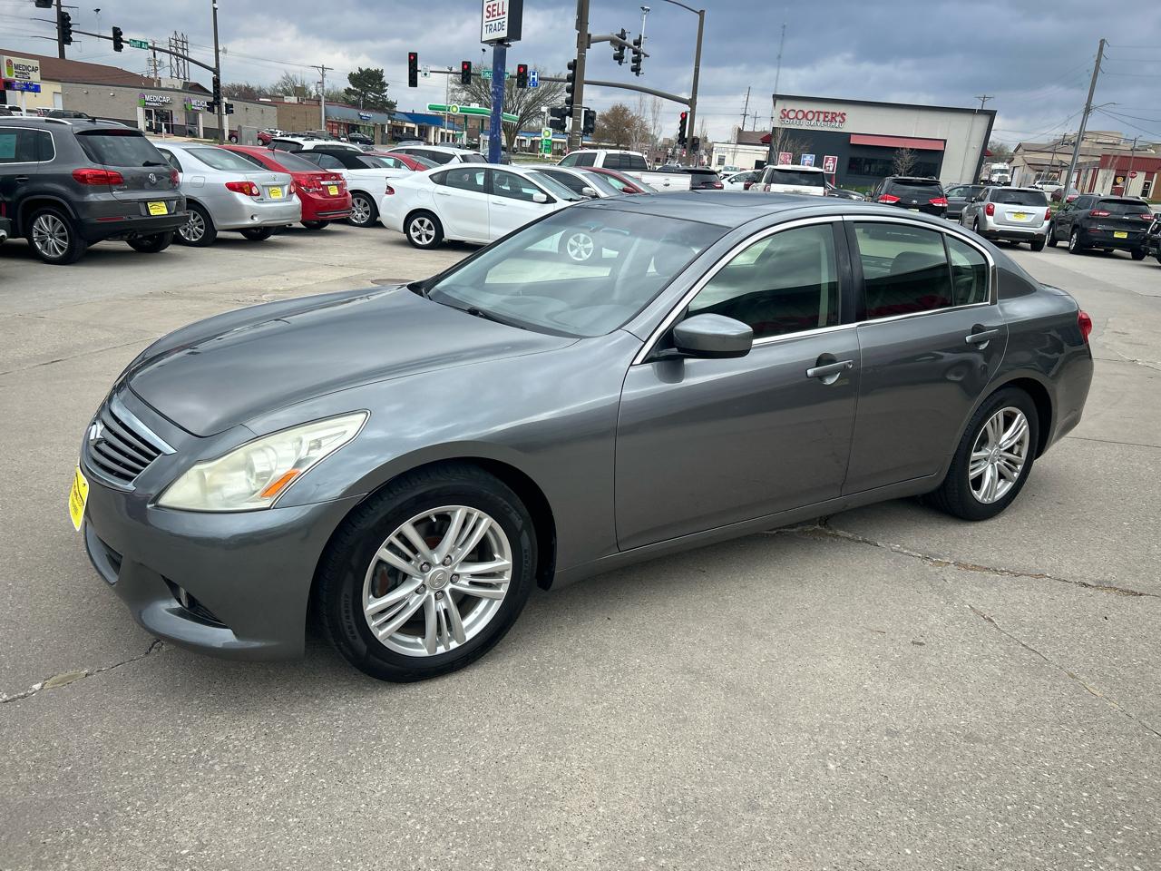Infiniti G37 Sedan 4dr Journey RWD 2012