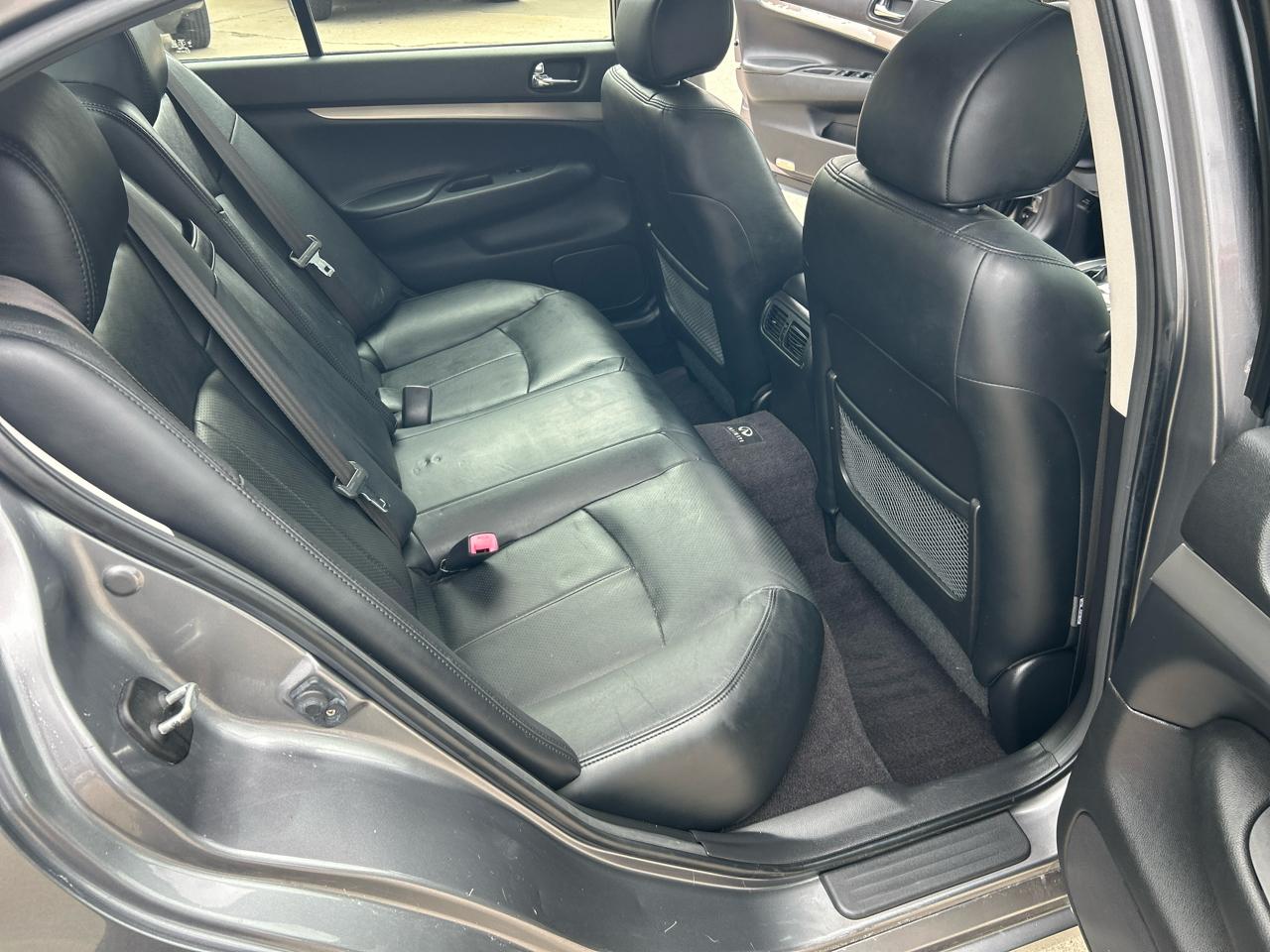 Infiniti G37 Sedan 4dr Journey RWD 2012