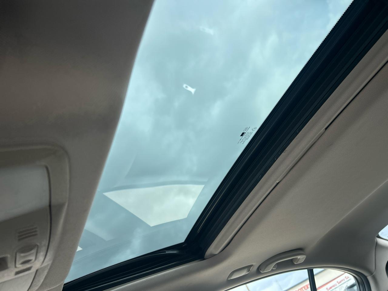 Infiniti G37 Sedan 4dr Journey RWD 2012