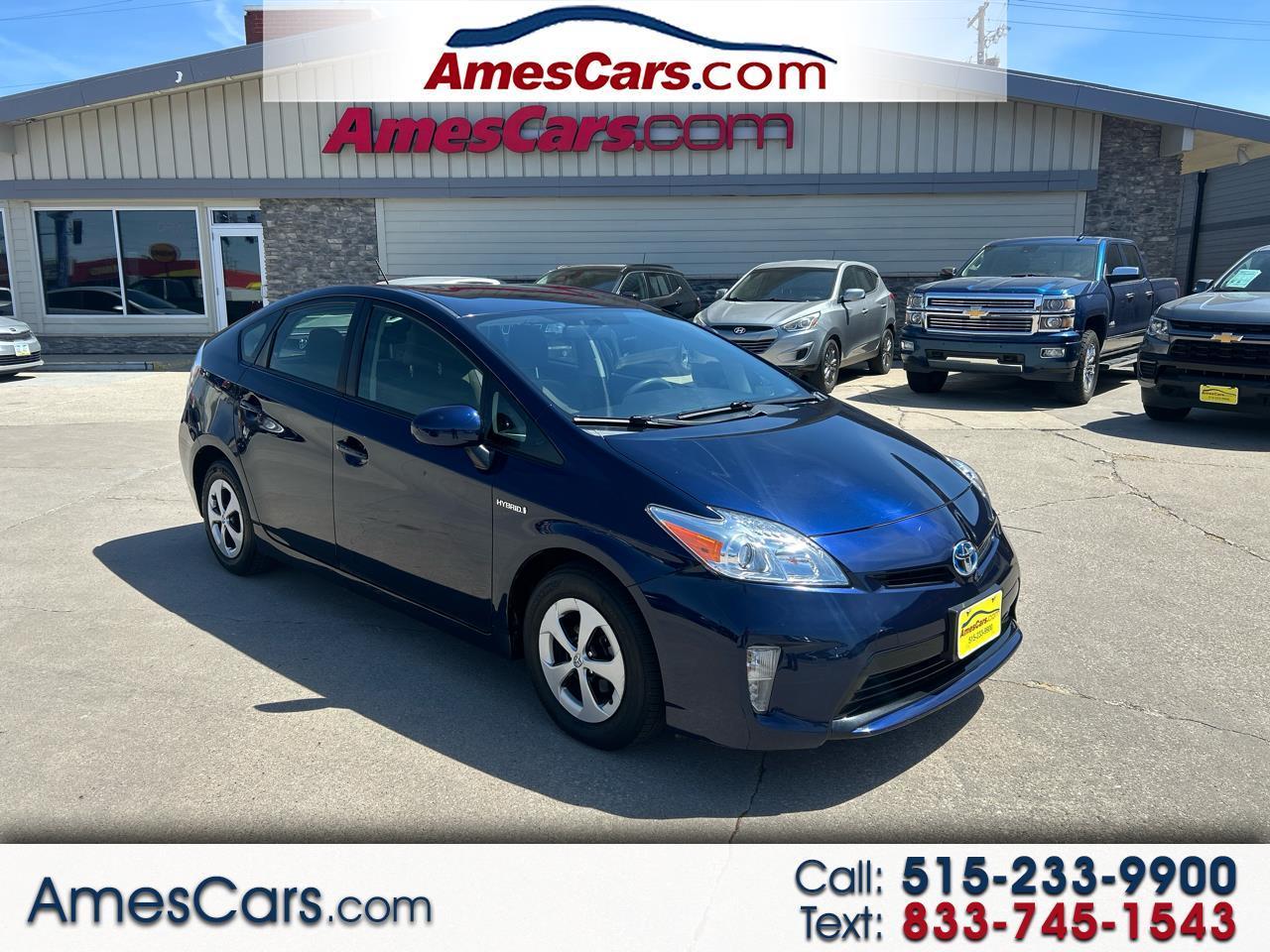 2014 Toyota Prius 5dr HB Three (Natl)