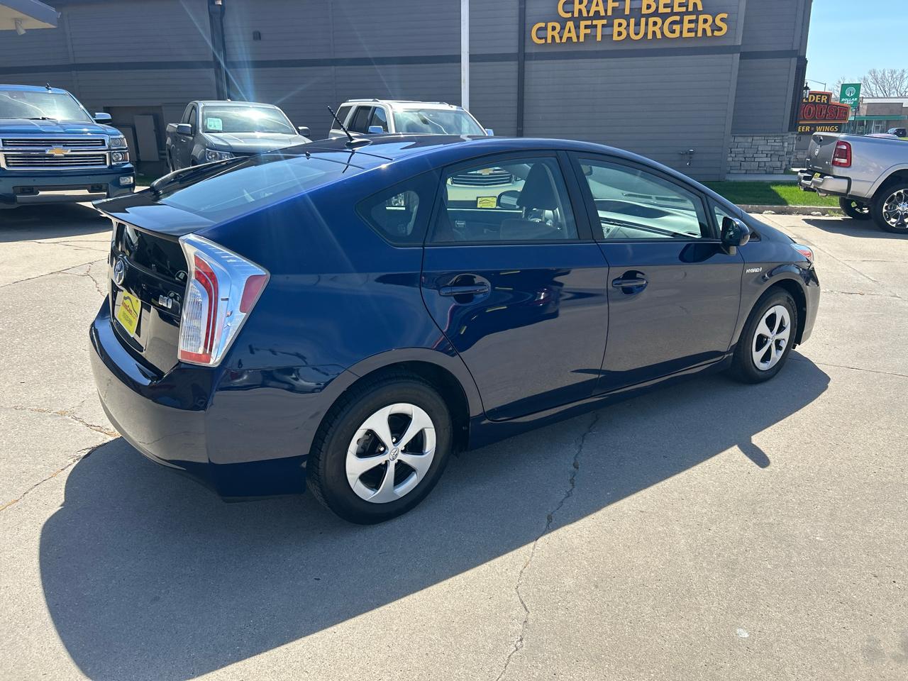 Toyota Prius 5dr HB Three (Natl) 2014