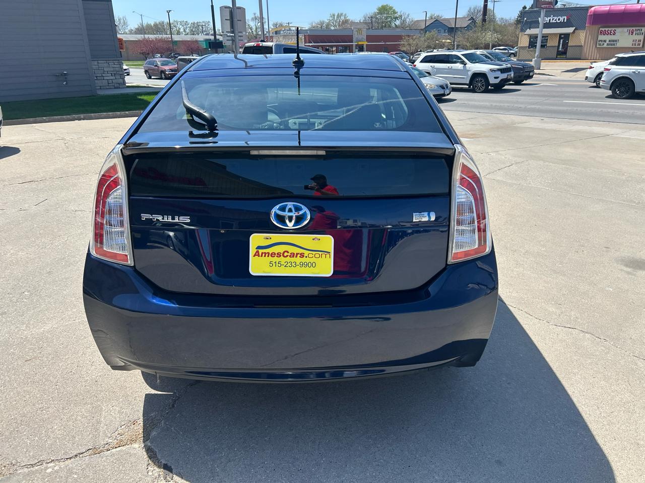 Toyota Prius 5dr HB Three (Natl) 2014