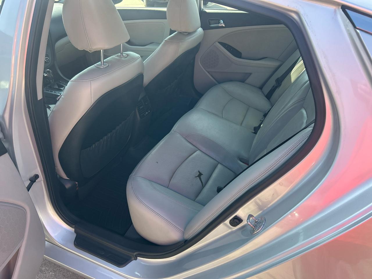 Kia Optima 4dr Sdn 2.4L Auto EX 2012