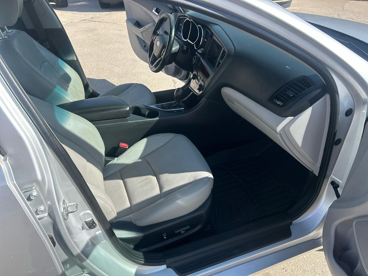 Kia Optima 4dr Sdn 2.4L Auto EX 2012