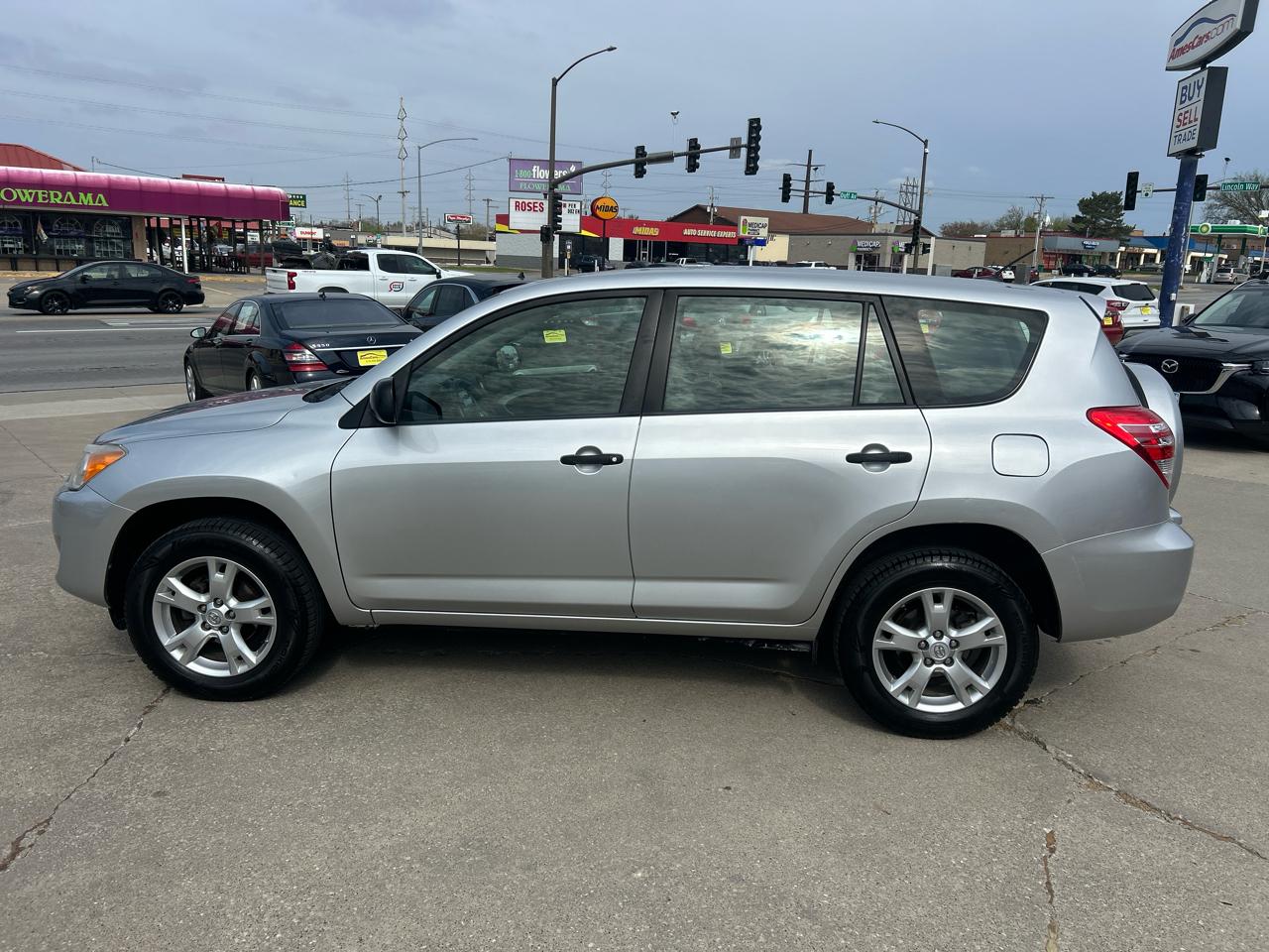 Toyota RAV4 4WD 4dr 4-cyl 4-Spd AT (Natl) 2009