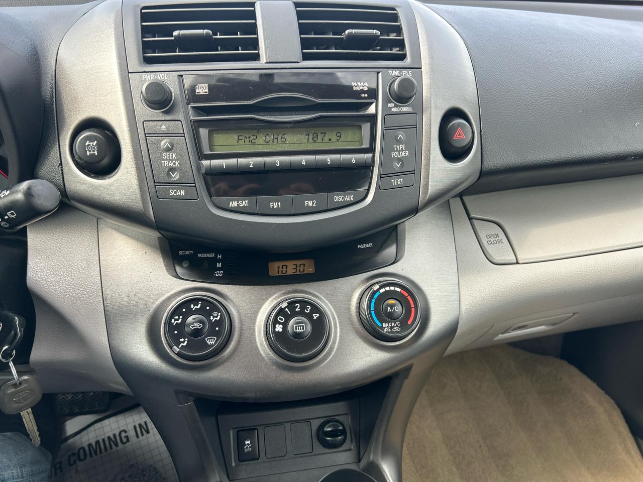 Toyota RAV4 4WD 4dr 4-cyl 4-Spd AT (Natl) 2009